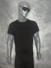 Load image into Gallery viewer, Organic black short sleeve  t shirt
